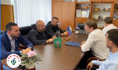 Sectorul Rîșcani al municipiului Chișinău este înfrățit cu Sectorul 5 al municipiului București. Acordul de înfrățire a...