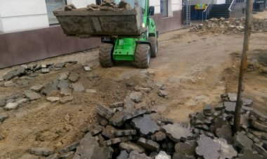 Proiectul de reabilitare a trotuarelor de pe bd. Grigore Vieru continuă    Pretura sectorului Rîşcani informează că au f...