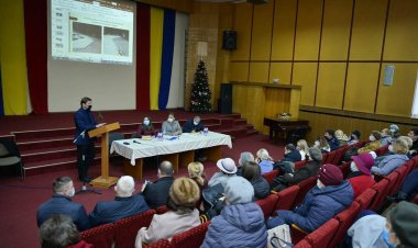 În Pretura sectorului Riscani s-au desfășurat discuții publice, referitor la proiectele bugetului municipal Chișinău pen...