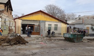 Lucrări de demontare a gheretelor din sectorul       În sectorul Rîșcani a fost demontată și evacuată benevol unitatea c...