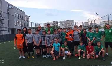 Competiții sportive     În sectorul Rîșcani, s-a desfășurat etapa de sector a Turneului Republican de mini-fotbal ,,Gugu...