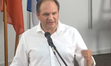 Referitor la instituțiile educaționale din Municipiul Chişinău.