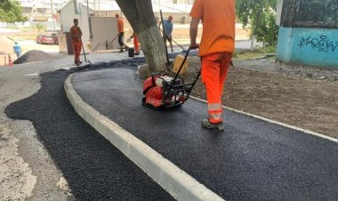 Pretura sectorului Rîşcani informează despre continuarea lucrărilor de amenajare a trotuarului spre Liceul Teoretic „Mih...