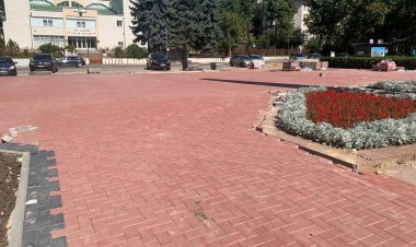 Lucrările de reabilitare a zonei din jurul Monumentului