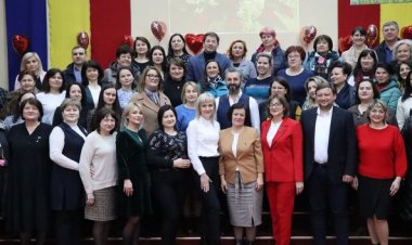 Astăzi, Pretura sectorului Rîșcani în parteneriat cu Direcția Educație, Tineret și Sport a sectorului Rîșcani, au sărbăt...