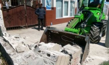 Lucrările de întreținere a sectorului Rîșcani  31.07.23-04.08.23         Pretura sectorului Rîșcani împreună cu ÎMPSL, Î...