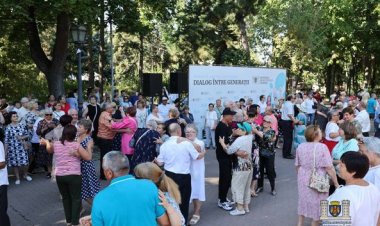 ✅Seniorii din capitală sunt invitați la o nouă ediție a spectacolelor muzicale din cadrul Proiectului „Dialog între gene...