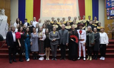 "Tinerețe-răsărit al vieții"      Energia vibrantă a tinereții a prins via­ță într-un concert special desfășurat la Pret...