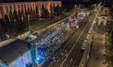 ‼️În noaptea de Revelion, transportul public municipal care traversează PMAN va circula cu program prelungit ✅ Primăria...