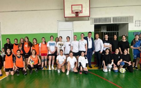 În sectorul Rîșcani s-a dat startul competițiilor sportive la volei (echipe femenine)