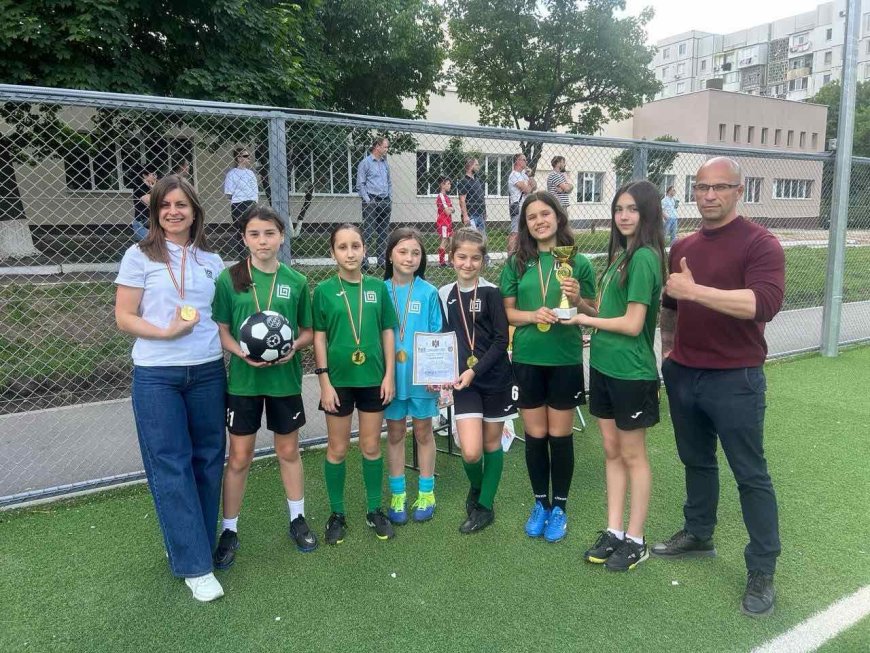 ⚽️Astăzi , s-a desfășurat etapa municipală a Turneului Republican de mini-fotbal „Guguță” pe terenul Arena de fotbal de...