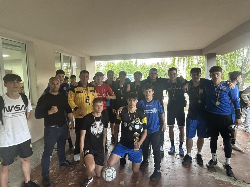Cupa preturii sectorului Rîșcani la mini-fotbal