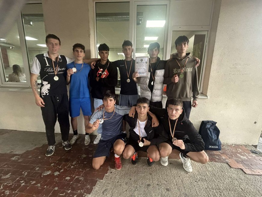 Cupa preturii sectorului Rîșcani la mini-fotbal