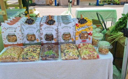 Iarmaroace și târguri cu produse și mărfuri autohtone