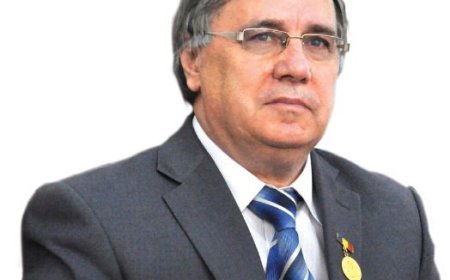 Primăria Municipiului Chișinău anunță lansarea concursului de soluții plastice de selectare a autorului monumentului de for public, bustul scriitorului Nicolae Dabija.