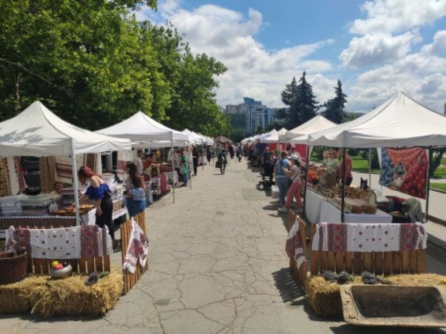 17 - 18 august 2024, în sectoarele capitalei vor fi desfășurate iarmaroace și târguri cu produse și mărfuri autohtone.