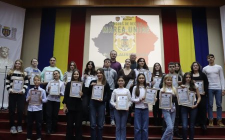 Astăzi, 29.11.2024, în incinta Preturii sectorului Rîșcani a avut loc premierea câștigătorilor la concursul de recital "Marea Unire”