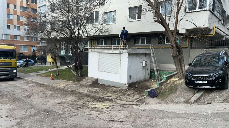 Continuăm identificarea și evacuarea gheretelor de pe terenurile proprietate publică municipală, str.Calea Orheiului, 111/4.