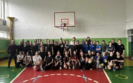 În sectorul Rîșcani al Capitalei au început competițiile sportive la Volei (echipe feminine).