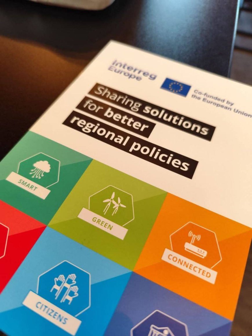 Dl Mihail Furculiță împreună cu reprezentanții Preturii sectorului Rîșcani, reprezintă sectorul la cea de a 11- a ediție a forumului interregional Europe let's cooperate.