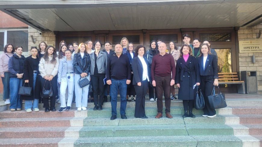 Astăzi, Pretura sectorului Rîșcani și-a  deschis larg ușile pentru studenți Departamentului Finanțe și Bănci din cadrul Universității de Stat a Republicii Moldova.