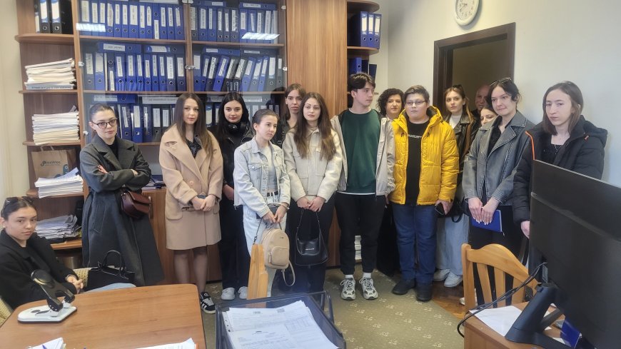 Astăzi, Pretura sectorului Rîșcani și-a  deschis larg ușile pentru studenți Departamentului Finanțe și Bănci din cadrul Universității de Stat a Republicii Moldova.