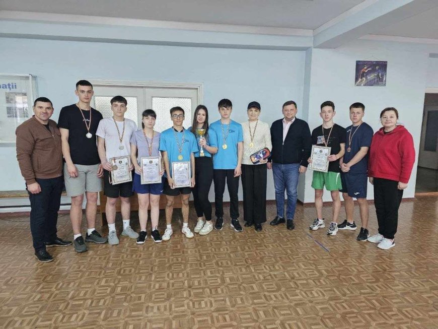 Competițiile sportive „Cupa sectorului Rîșcani” la Tenis de masă au luat sfârșit.
