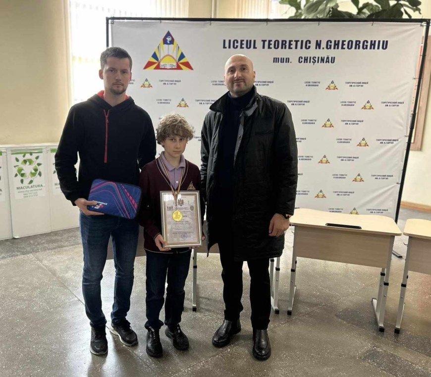 Cupa sectorului Rîșcani la Tenis de masa între instituțiile preuniversitare din sector a luat sfârșit .