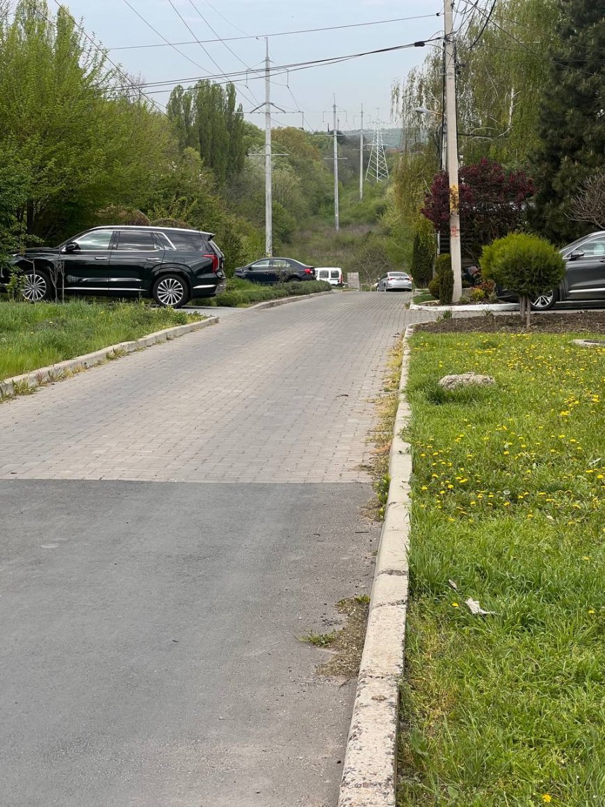 Acțiunea  de demontare și evacuare a bariere eliberând terenul proprietate publică.