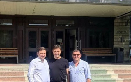 Întâlnirea oficială a primarului municipiului Târnăveni, dl Nicolae Sorin Megheșsan , dl Valentin Constantin Bretfelean-președinte al Asociației Culturale "Constantin Romanu-Vivu" cu  pretorul sectorului Rîșcani , dl Mihail Furculiță
