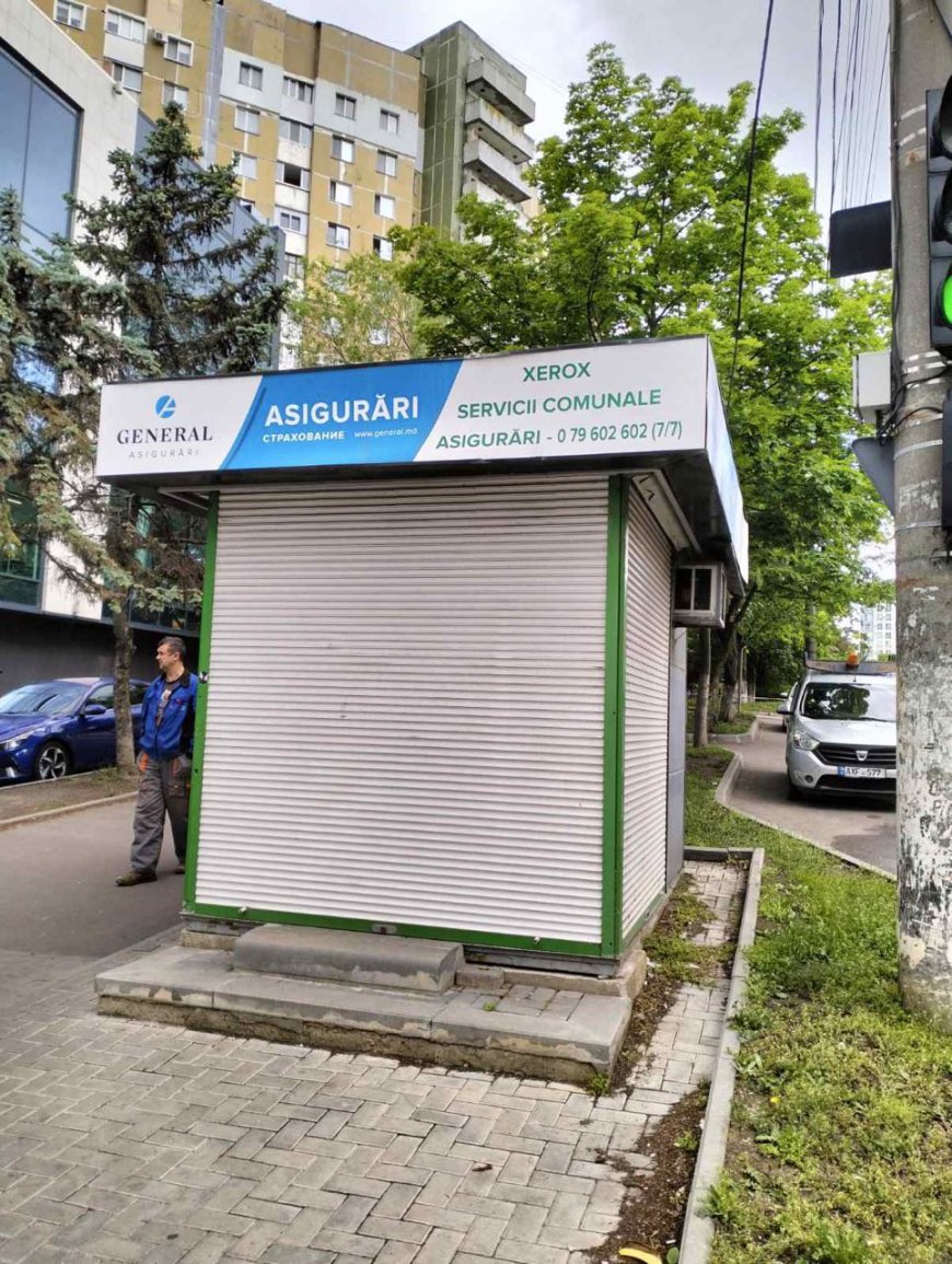 Lucrări de demontare și evacuare a gheretelor continuă în sectorul Rîșcani al capitalei.