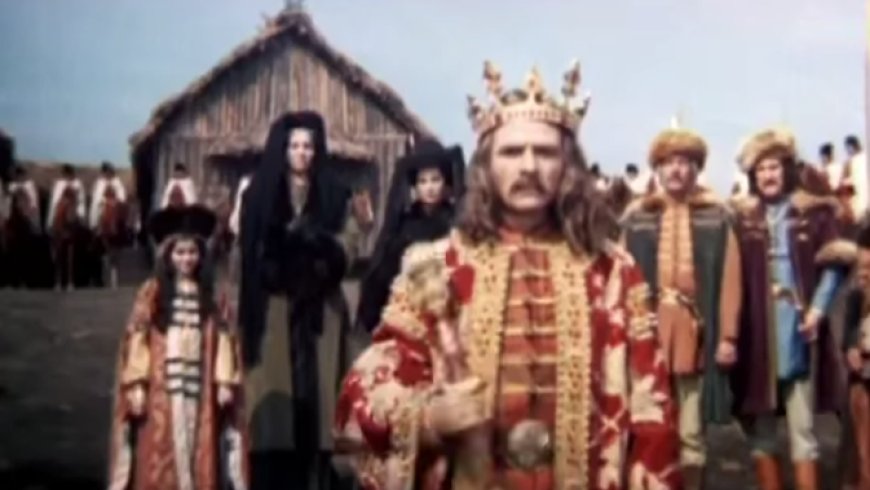 Astăzi prăznuim cu evlavie pe slăvitul Voievod Ștefan cel Mare și Sfânt — apărător al credinței, al țării și al neamului...