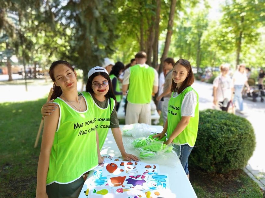 Festivalul„SUNTEM O ECHIPĂ – SUNTEM O FAMILIE!”a avut loc astăzi  in sectorul Rîșcani.