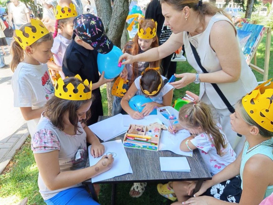 Festivalul„SUNTEM O ECHIPĂ – SUNTEM O FAMILIE!”a avut loc astăzi  in sectorul Rîșcani.
