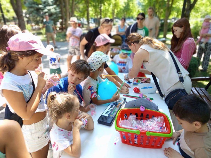 Festivalul„SUNTEM O ECHIPĂ – SUNTEM O FAMILIE!”a avut loc astăzi  in sectorul Rîșcani.