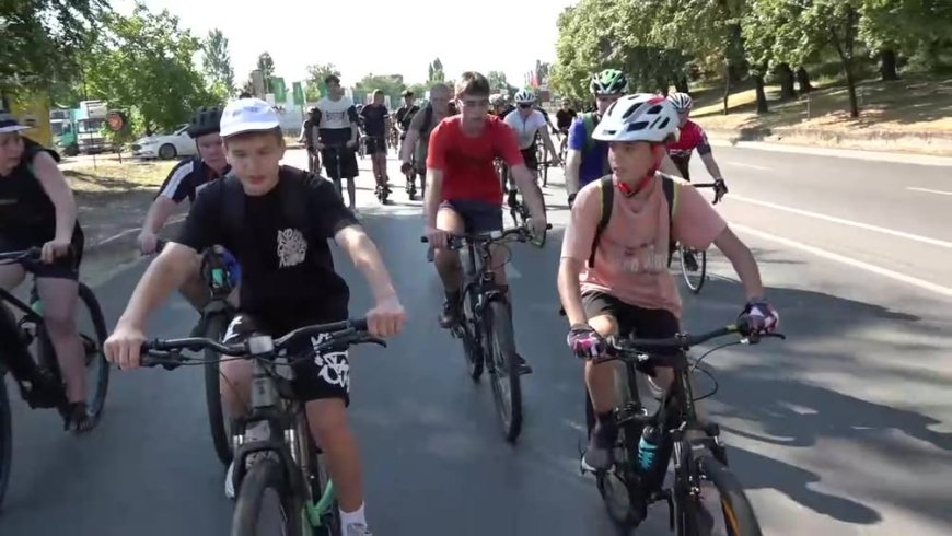Cursa de ciclism Velo Road 2025 – un eveniment de mobilitate urbană și energie pozitivă.