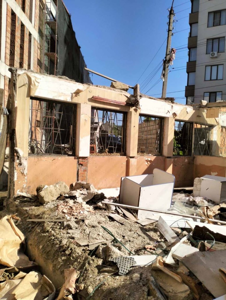 Demolarea construcției neautorizate din str.Carierei, 9.