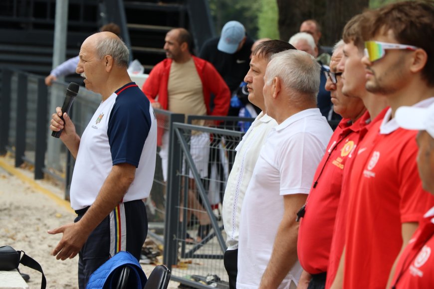 În acest week-end, în pădurea - parc „Dumitru Rîșcanu”, a avut loc Turneul la lupte pe plajă destinat categoriilor de vârstă U-15 și U-17.