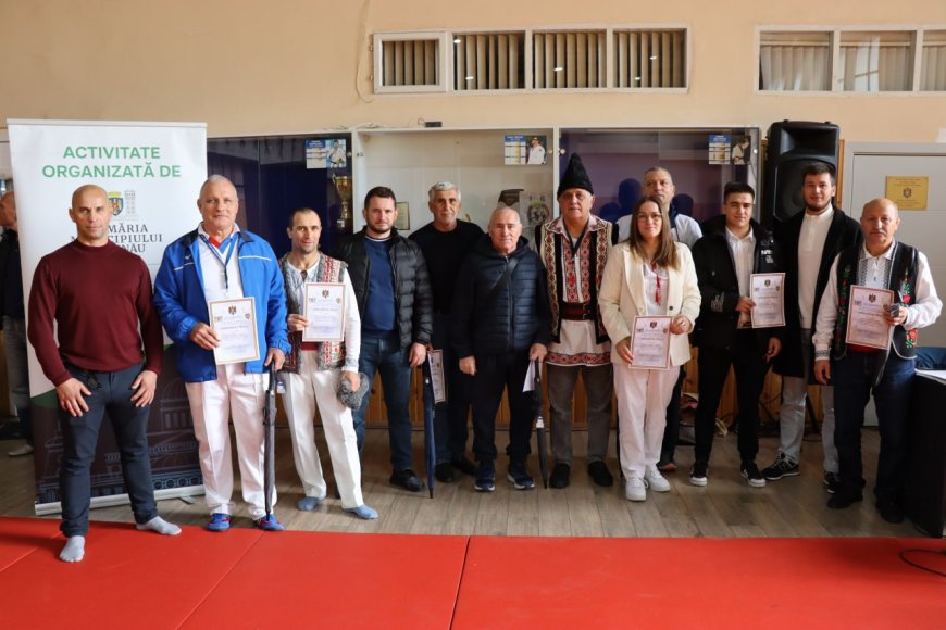 Campionatul deschis la „Trânta” (vârsta U-15) s-a desfașurat astăzi în sectorul Rîșcani al Capitalei, consacrat Hramului orașului Chișinău