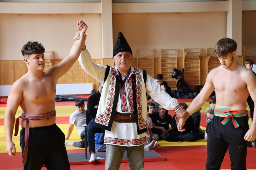 Campionatul deschis la „Trânta” (vârsta U-15) s-a desfașurat astăzi în sectorul Rîșcani al Capitalei, consacrat Hramului orașului Chișinău