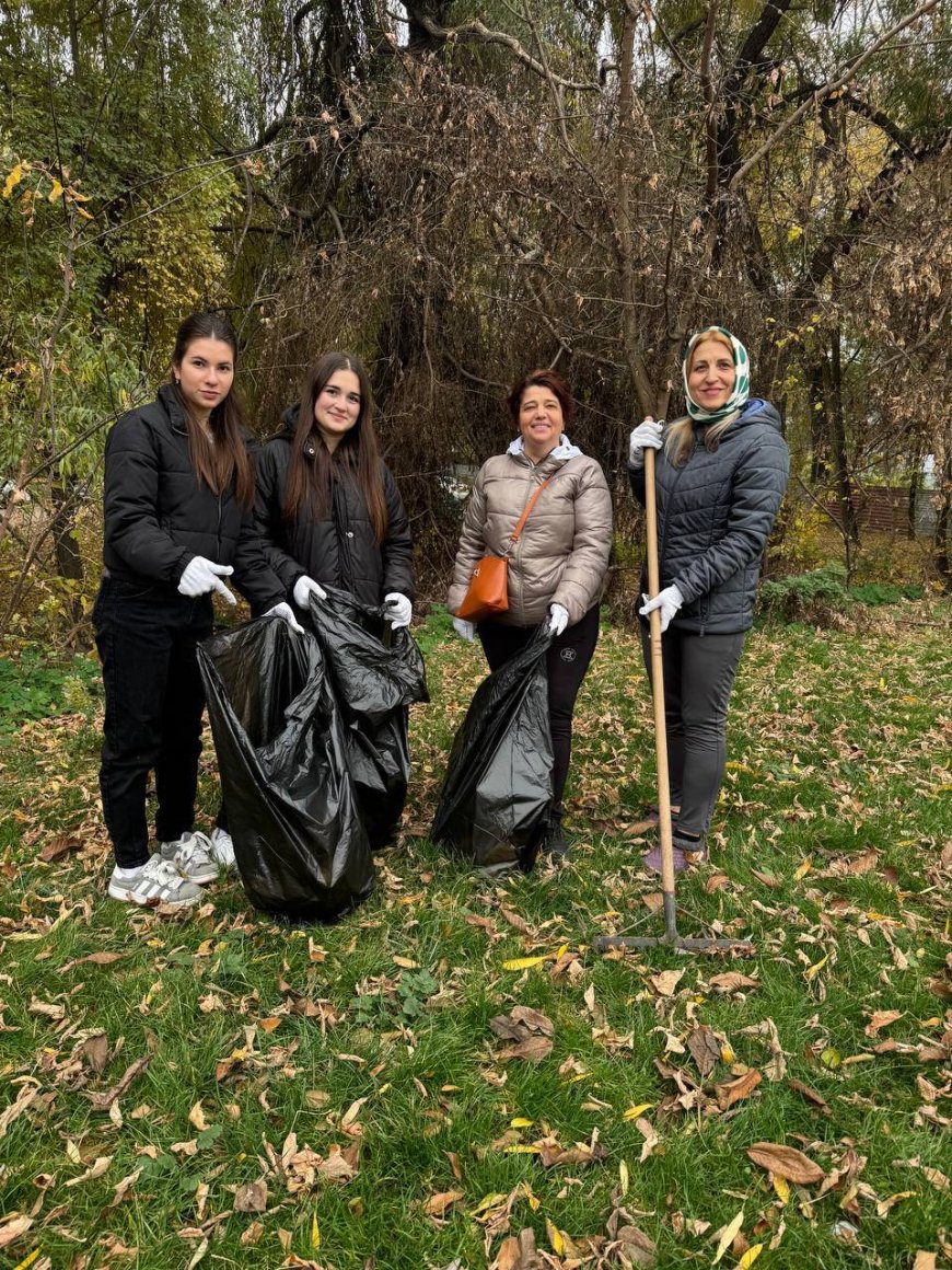 Curățenia de toamnă continuă: Râulețul Țiganca