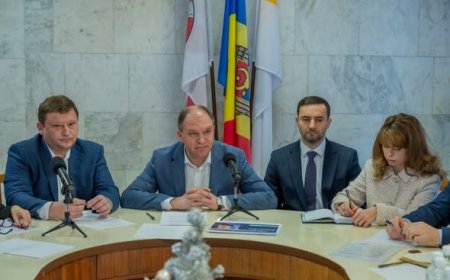 Ședința operativă a serviciilor municipale din 15.12.2025, desfășurată în sectorul Rîșcani. #chișinău #chișinău2025 #Șed...