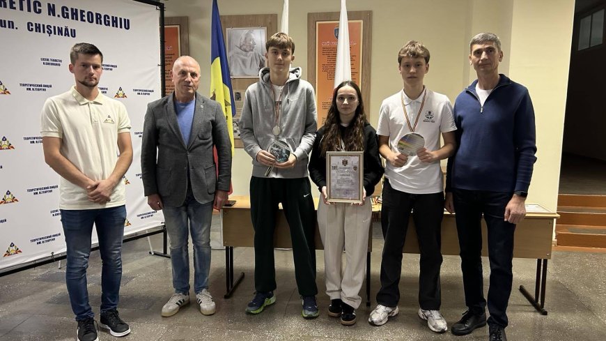 Finala competițiilor interșcolare la tenis de masa în sectorul Rîșcani, organizate de Pretura sectorului Rîşcani