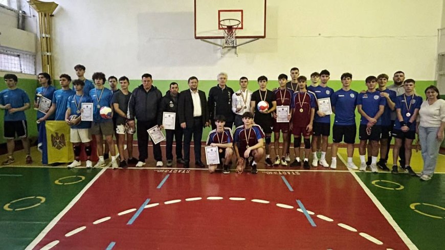 Finala la Volei (Echipe Masculine) în Sectorul Rîșcani