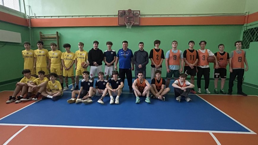 În sectorul Rîșcani s-a dat startul competițiilor sportive interșcolare la baschet!