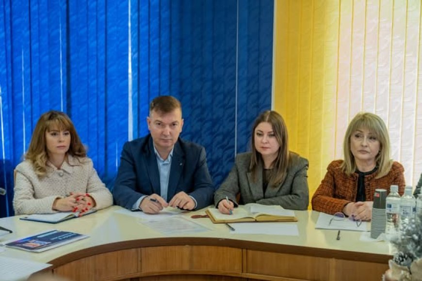 Ședința operativă a serviciilor municipale din 15.12.2025, desfășurată în sectorul Rîșcani.