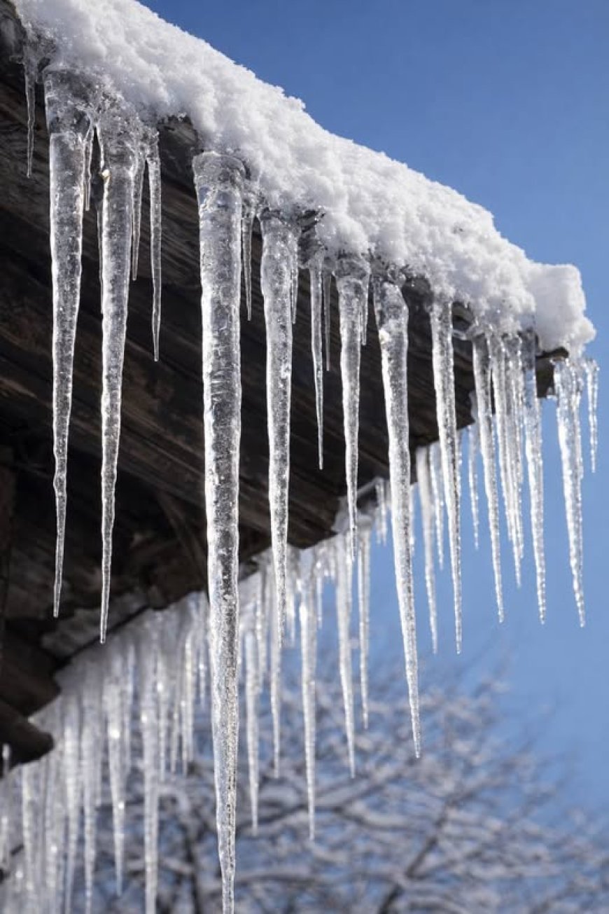 ❗️Municipalitatea atenționează asupra pericolului formării țurțurilor de gheață.   Primăria Municipiului Chișinău inform...