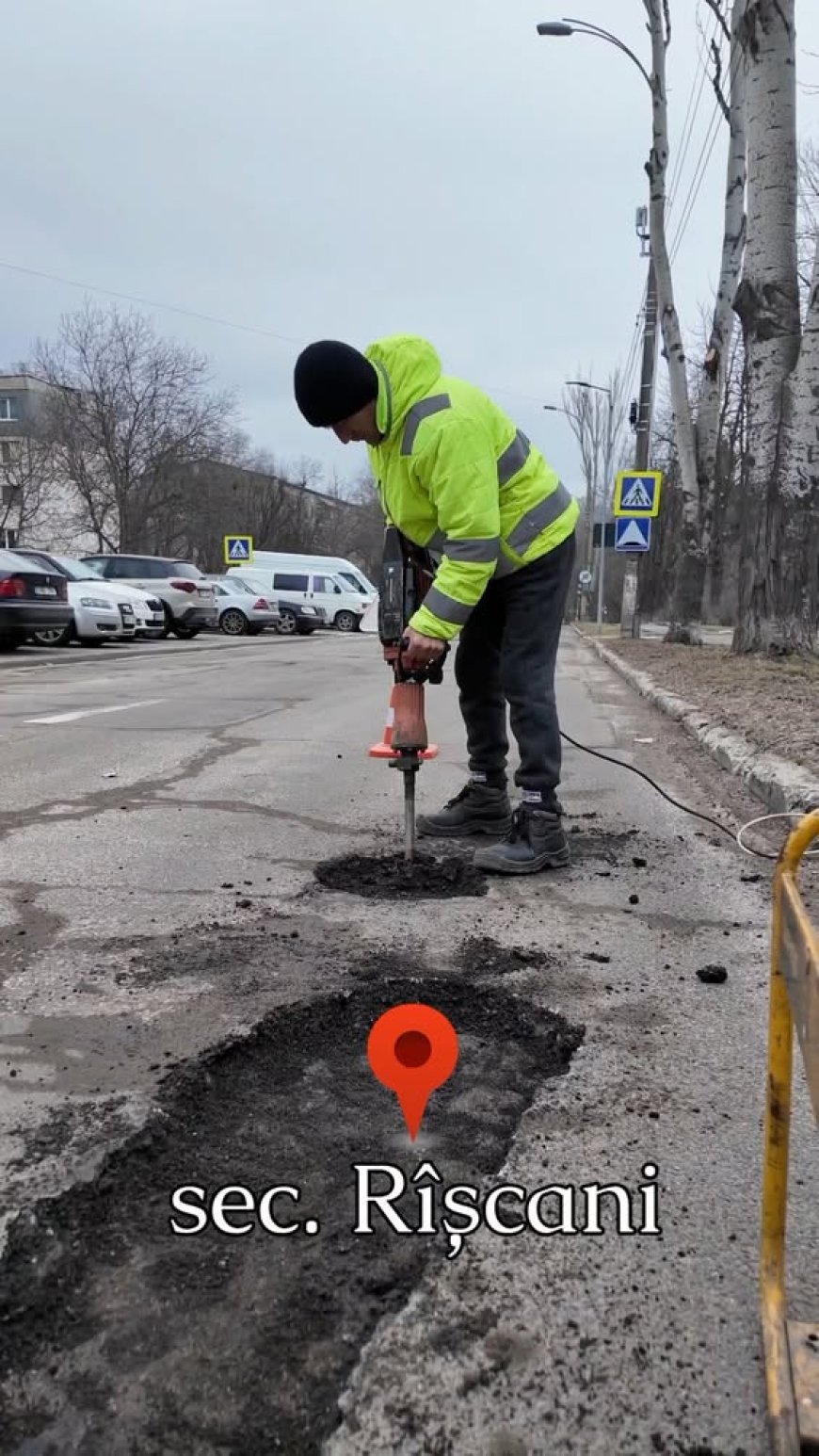 Rîscani  În sectorul Rîșcani sunt desfășurate lucrări de plombare și frezare a porțiunilor de carosabil afectate.  Dru...