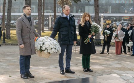 Astazi, Pretorul sectorului Rîșcani Mihail Furculiță  alături de conducerea Primăriei municipiului Chișinău , au depus f...