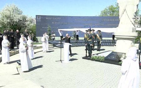 Miting comemorativ dedicat victimelor catastrofei de la Cernobîl, organizat la Complexul sculptural din Parcul „Valea Tr...